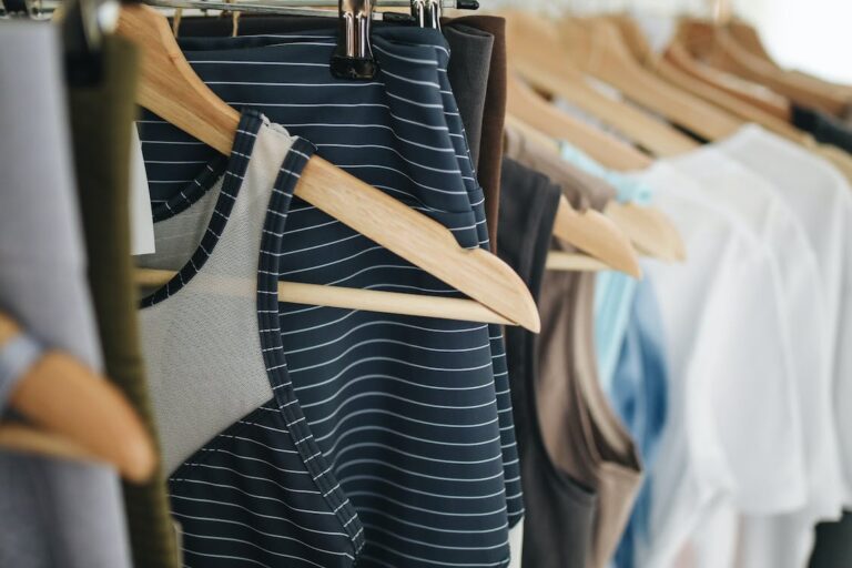 كيف افتح محل ملابس صغير؟ 6 خطوات لنجاح مشروعك الخاص